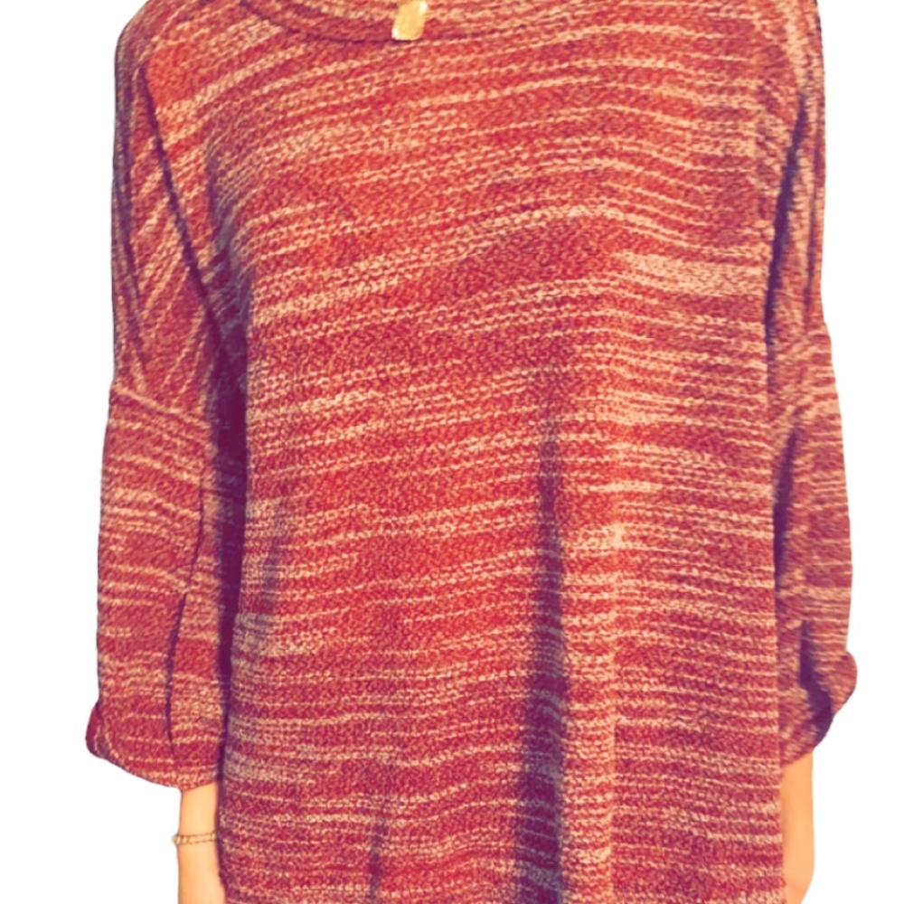 Umgee Sweater size small